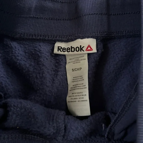 Reebok - Picture 6 of 7